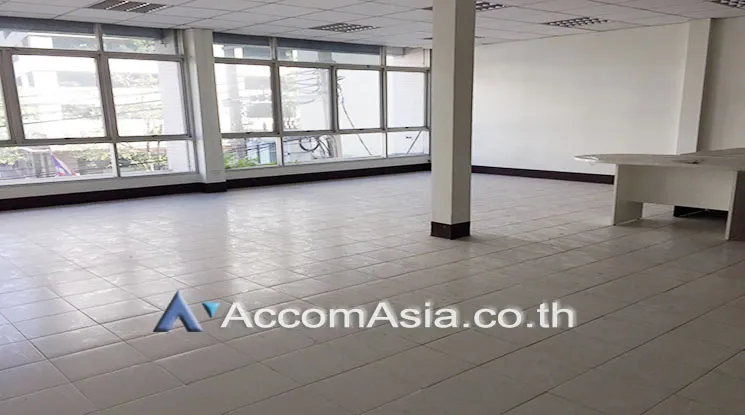 unit Office space For Rent in Sukhumvit, Bangkok  near MRT Queen Sirikit National Convention Center (AA17042)